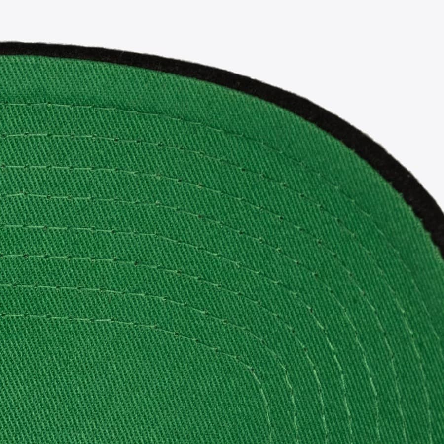 Mitchell-Ness-Black-Miami-Heat-Kicking-Wool-Pro-Adjustable-Hat-3