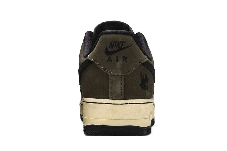 Кроссовки Undefeated x Nike Air Force 1 Low SP 'Ballistic'