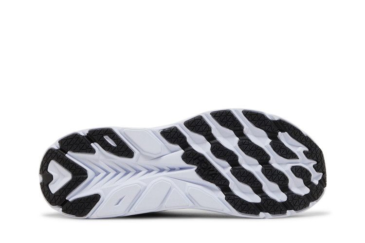 clifton-8-black-white-1119393-bwht_03