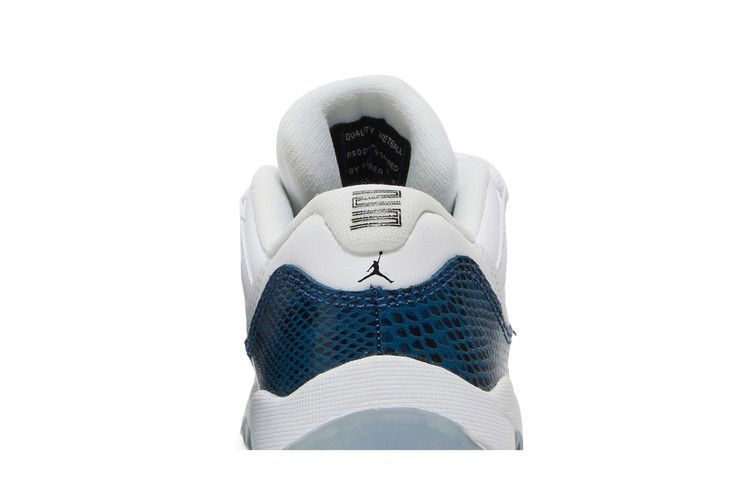 air-jordan-11-retro-low-ps-navy-snakeskin-2019-cd6848-102_06
