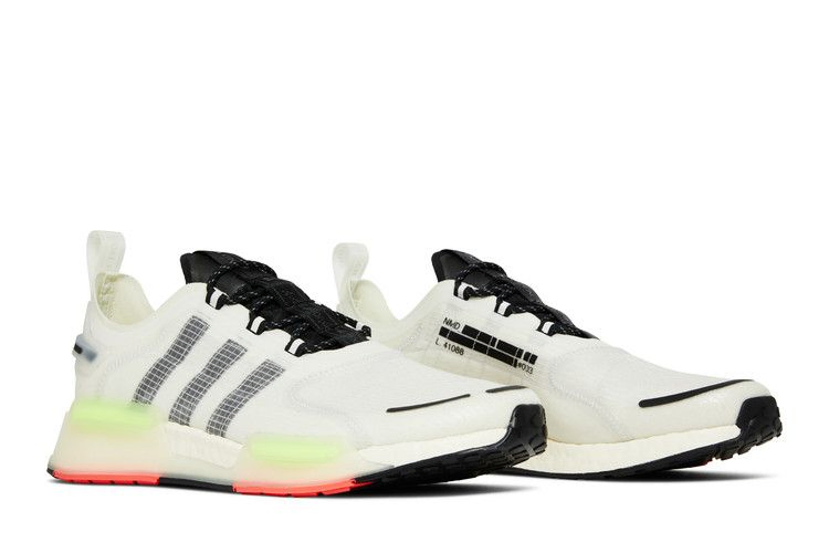 nmd_v3-crystal-white-signal-green-gw3063_07