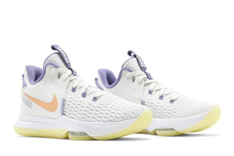 Krossovki-Nike-LeBron-Witness-5-Summit-White-Metallic-Bronze-7