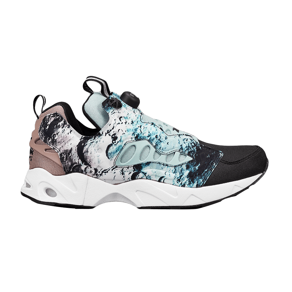 Кроссовки Reebok InstaPump Fury Road 'Moon Landing'