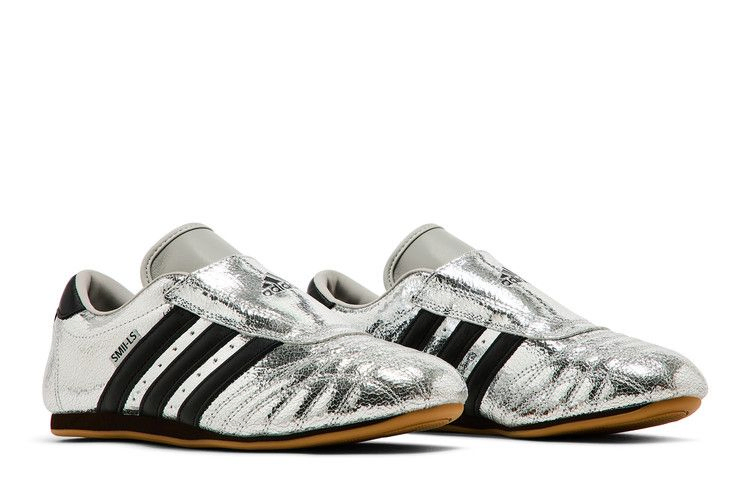wmns-taekwondo-silver-metallic-black-jh9664_07