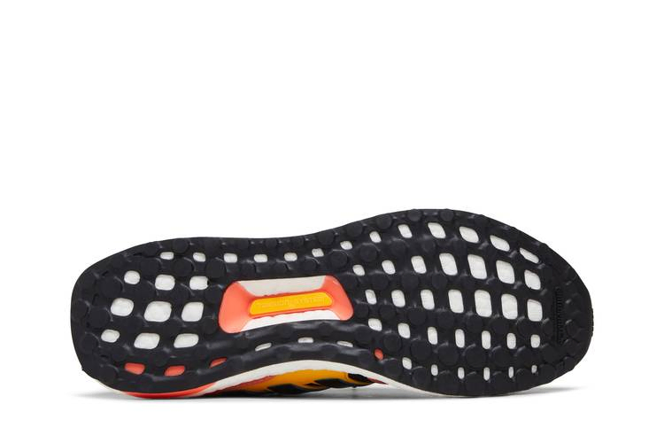 ultraboost-1-0-becky-sauerbrunn-pe-gy7485_03