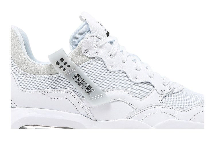 jordan-ma2-white-sesame-cv8122-102_01