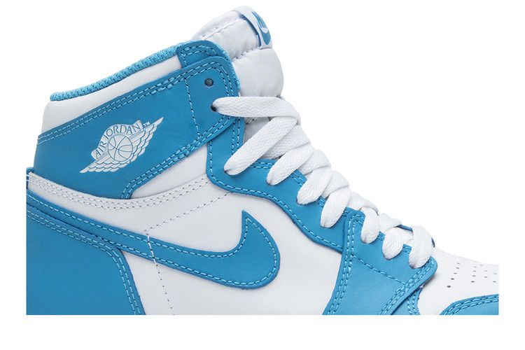 Кроссовки Air Jordan 1 Retro High OG BG 'UNC'