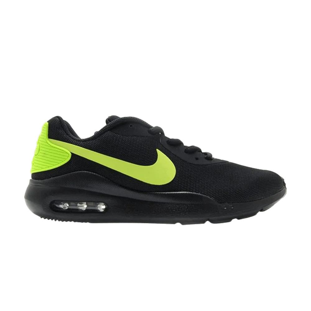 Krossovki-Nike-Air-Max-Oketo-Black-Volt
