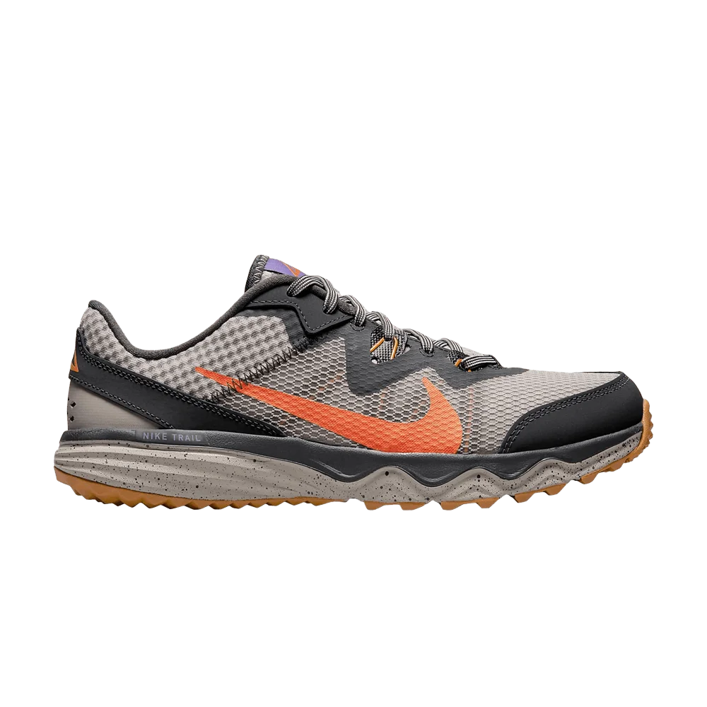 Krossovki-Nike-Juniper-Trail-Cobblestone-Rush-Orange