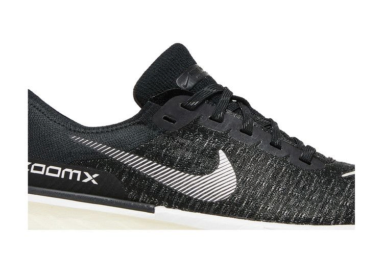 Кроссовки Nike Wmns ZoomX Invincible 3 'Black White'