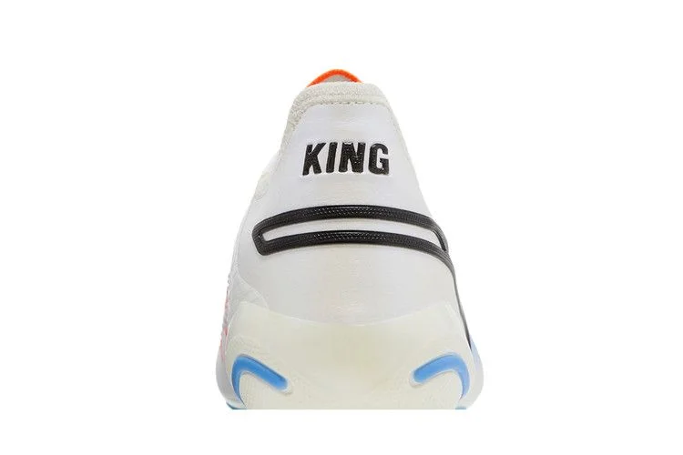 Кроссовки Puma King Ultimate FG AG 'White Blue Glimmer'