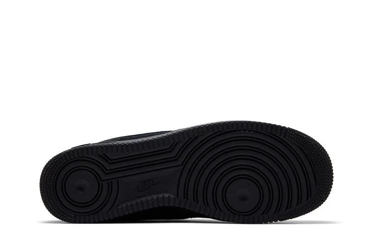 Кроссовки Nike Air Force 1 '07 LV8 'Black Cat'