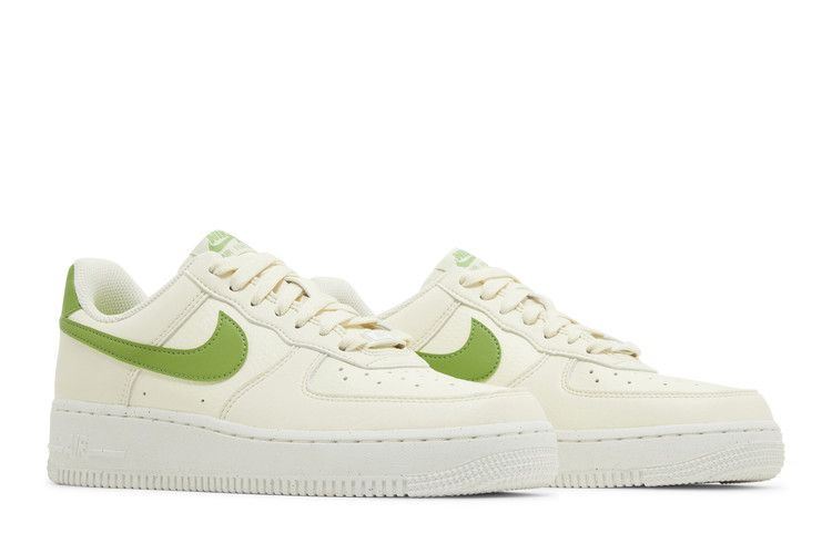wmns-air-force-1-07-se-coconut-milk-chlorophyll-dv3808-102_07