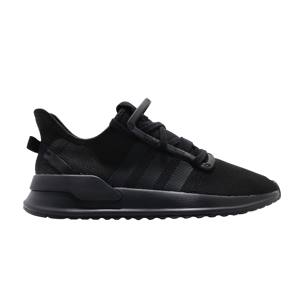 u_path-run-core-black-g27636