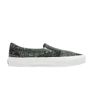 kith-x-vault-og-classic-slip-on-lx-bandana-scarab-vn0a45jk6cf-300x300