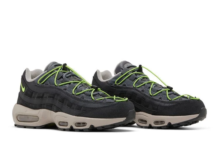 Krossovki-Nike-Air-Max-95-Speed-Lacing-Off-Noir-Volt-7