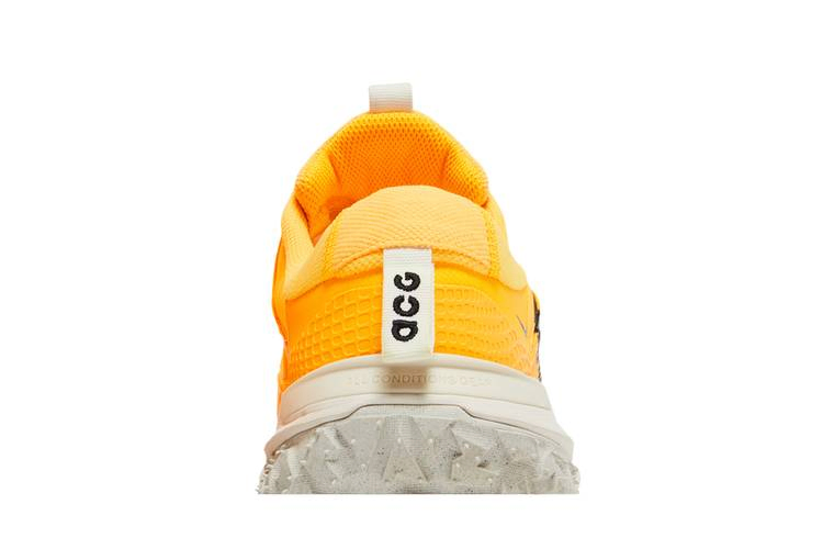 Кроссовки Nike ACG Mountain Fly 2 Low 'Laser Orange'
