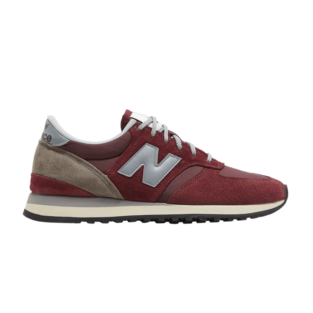 Krossovki-New-Balance-730-Made-in-England-40th-Anniversary