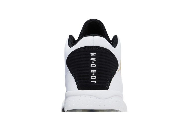 jordan-max-aura-2-white-black-gold-ck6636-107_06
