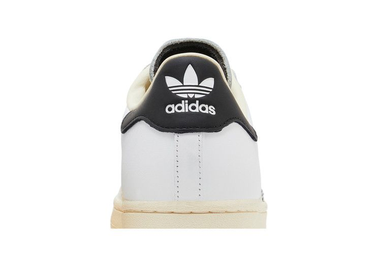 Кроссовки adidas Superstar 'Debossed Stripes - Wonder White Black'