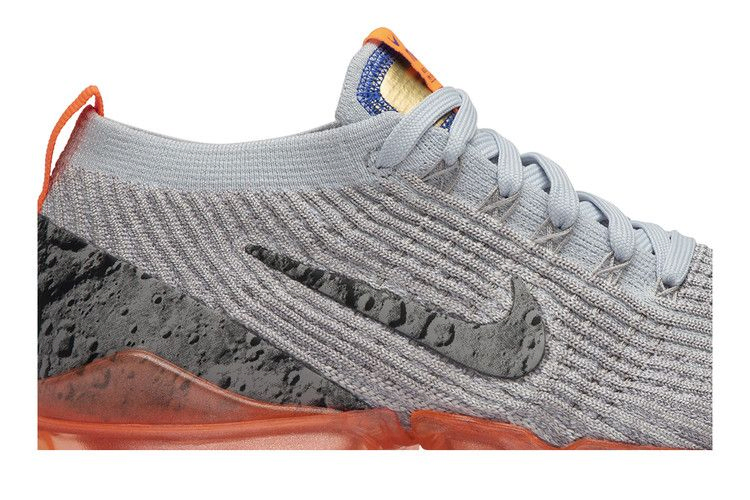 Кроссовки Nike Air VaporMax Flyknit 3 'Moon Landing'