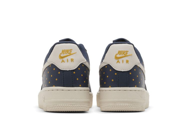 Кроссовки Nike Wmns Air Force 1 '07 Low 'Polka Dots'