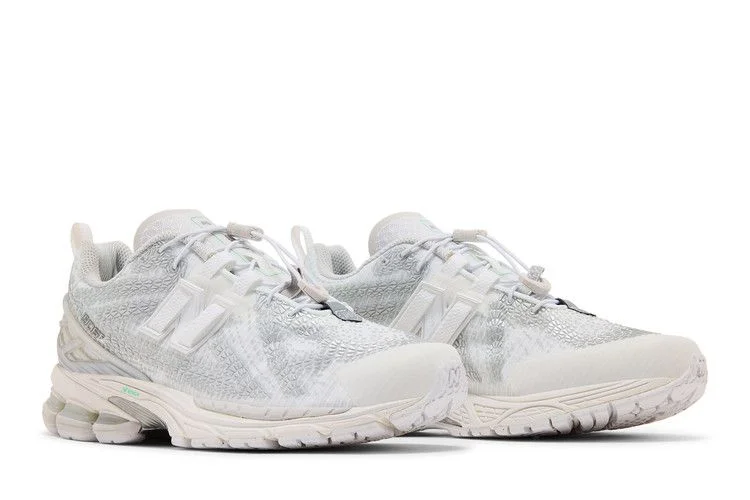 Krossovki-New-Balance-1906F-White-Silver-Metallic-7