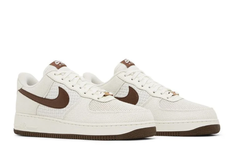 Krossovki-Nike-Air-Force-1-07-SNKRS-Day-7