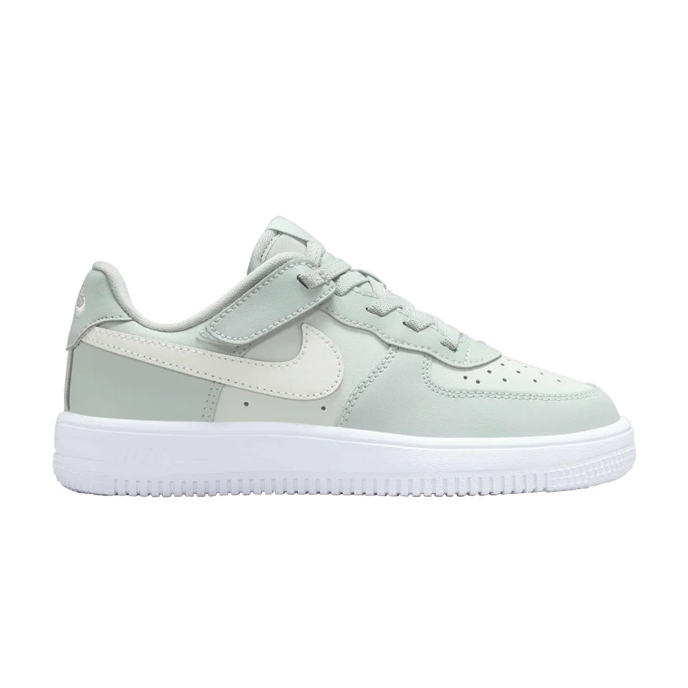Krossovki-Nike-Force-1-Low-EasyOn-PS-Light-Silver