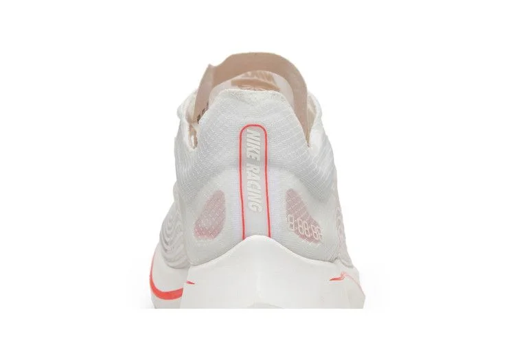 Krossovki-Nike-Zoom-Fly-SP-Breaking-2-6