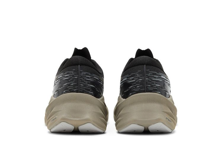 Кроссовки Asics Novablast 3 'Black Mink'