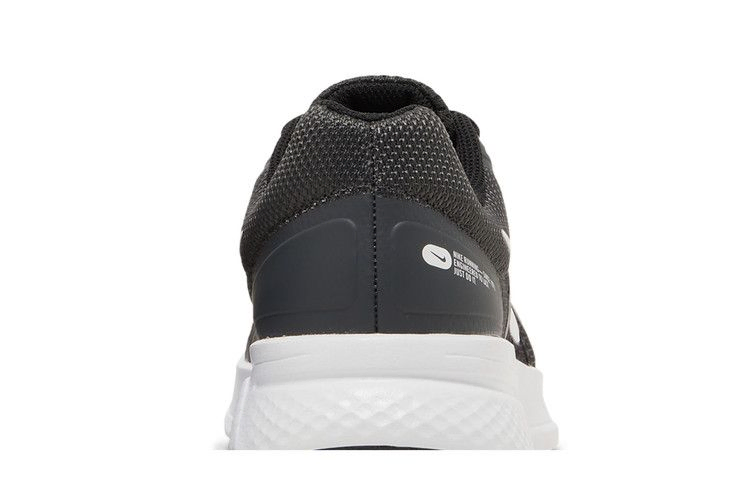 wmns-run-swift-2-black-white-cu3528-004_06