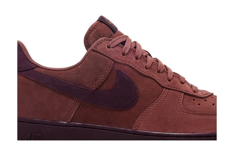 Кроссовки Nike Air Force 1 Low Premium 'Mahogany'