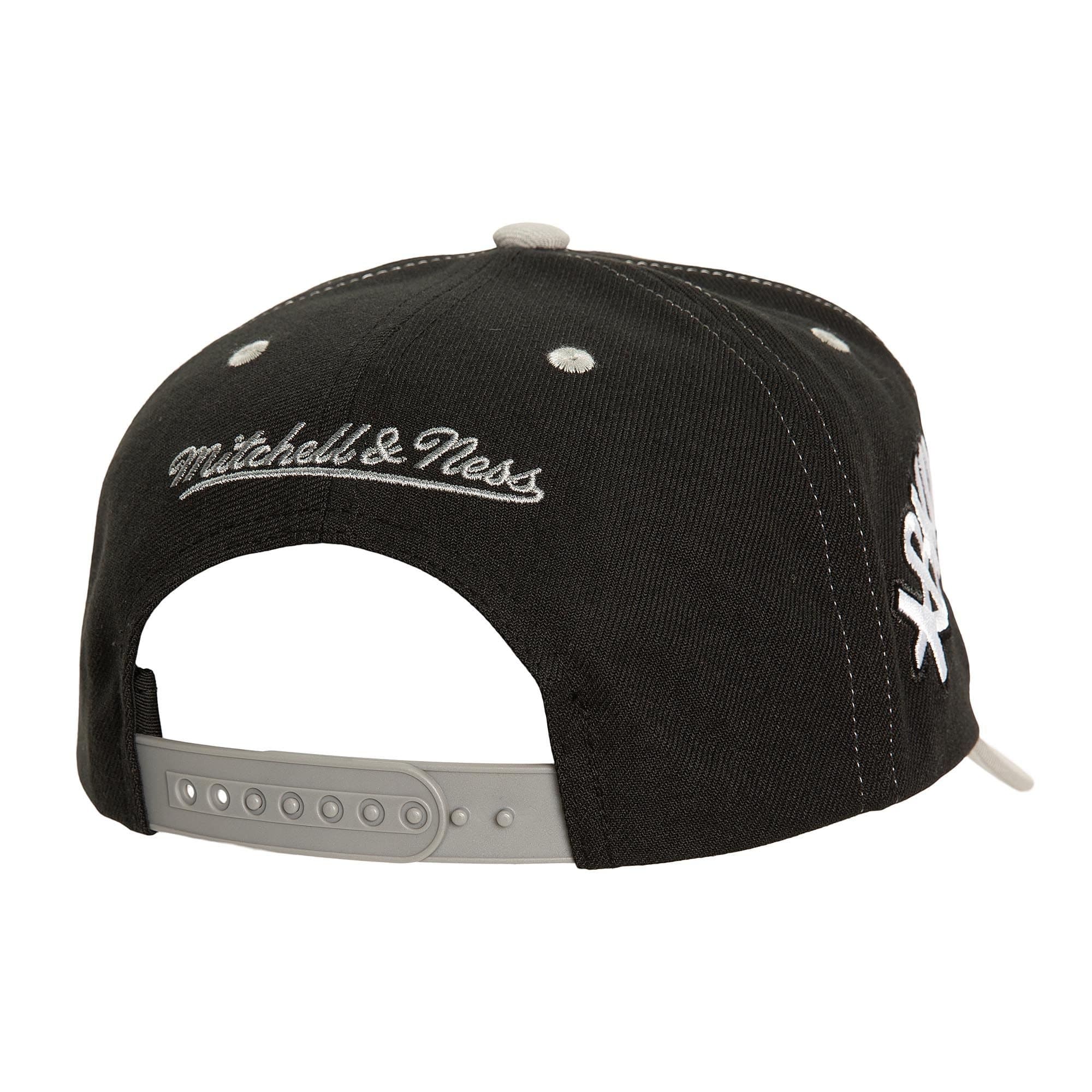 Бейсболка Mitchell & Ness Overbite Pro Snapback Brooklyn Nets Hat