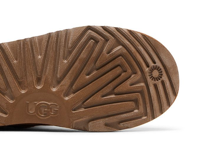 Кроссовки UGG Bailey Button 2 Boot Kids 'Chestnut'