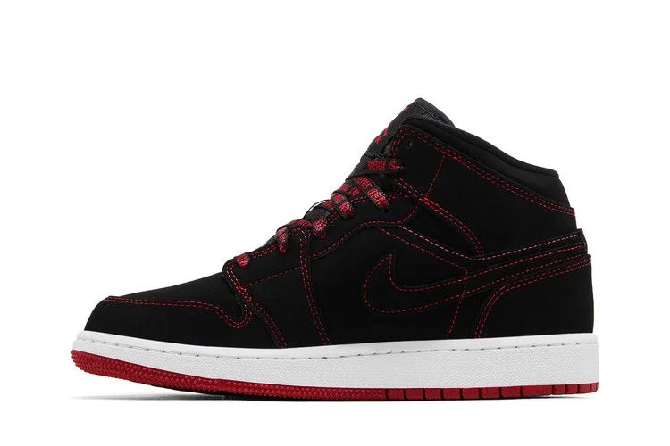 Krossovki-Air-Jordan-1-Mid-SE-GS-Fearless-2