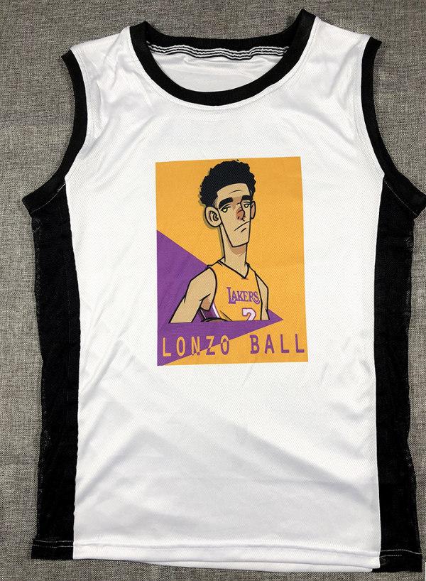 Lonzo-Ball-2-Lakers-belaya-majka