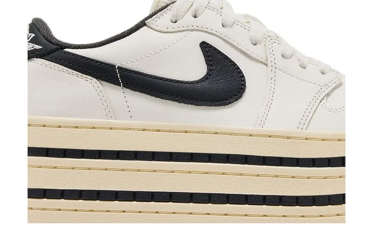 Кроссовки Wmns Air Jordan 1 'Triple Stack - Sail Coconut Milk'