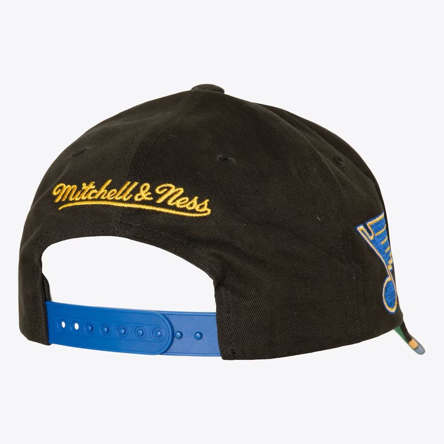 Бейсболка Mitchell & Ness Black St. Louis Blues Brushed Past Ya Pro Snapback Hat