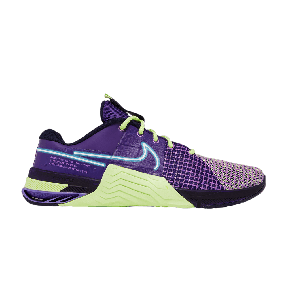 Кроссовки Nike Metcon 8 AMP 'Deep Purple Barely Volt'