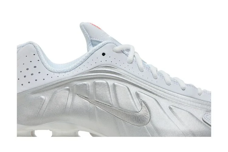 Кроссовки Nike Shox R4 'White Metallic Silver' 2024
