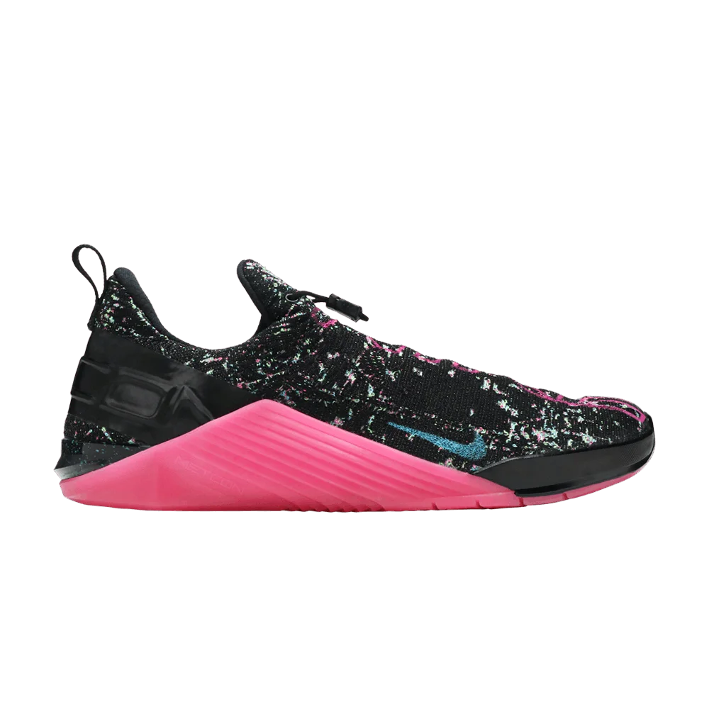 Krossovki-Nike-React-Metcon-AMP-Black-Fire-Pink
