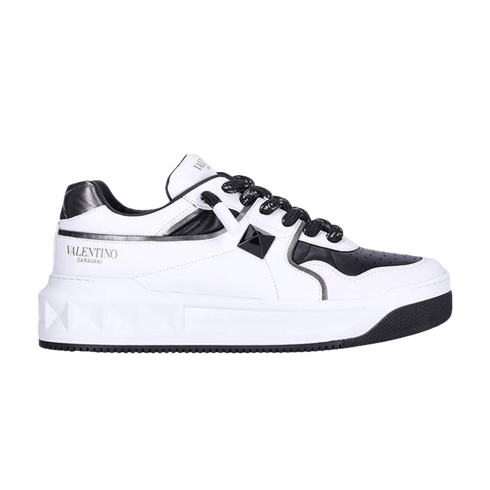 Krossovki-Valentino-One-Stud-Low-White-Black-Toe