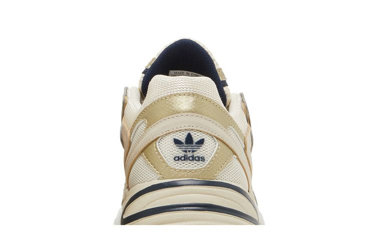 wmns-astir-orbit-green-wonder-white-gz3571_06