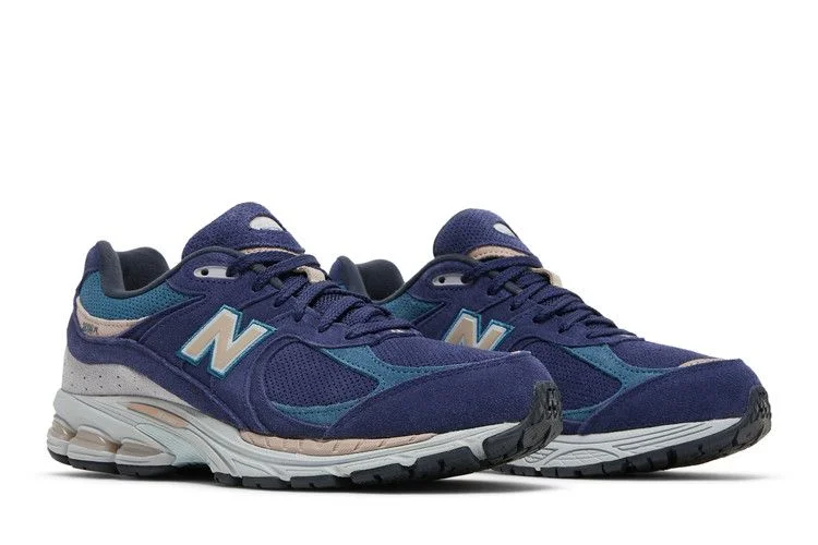 Krossovki-New-Balance-2002R-Night-Tide-7