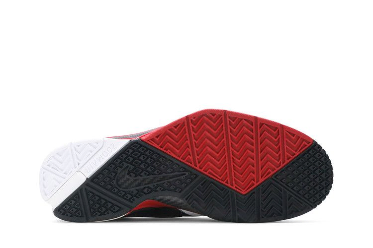 zoom-kobe-1-313143-101_03