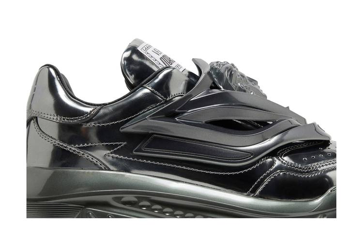 Кроссовки Versace Odissea Caged Rubber Medusa Sneaker 'Metallic Grey'