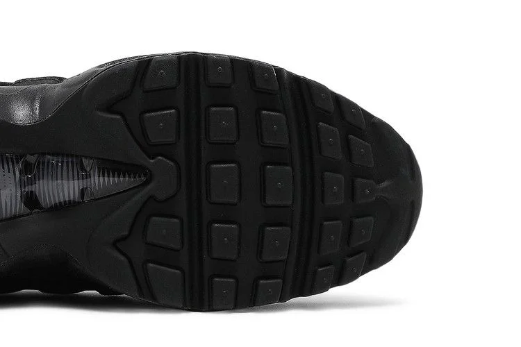 Кроссовки Nike Air Max 95 Essential 'Triple Black'