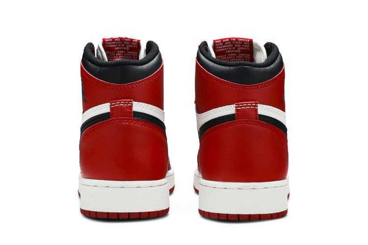 air-jordan-1-retro-high-og-gs-chicago-2015-575441-101_05