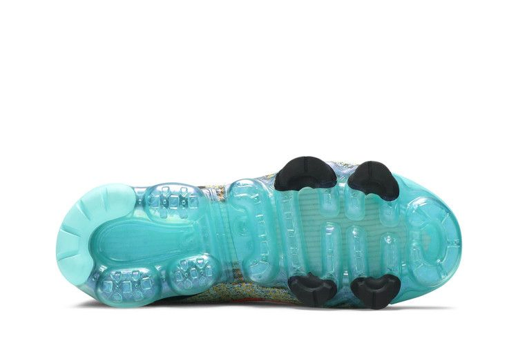 air-vapormax-flyknit-3-gs-white-crimson-turqoise-bq5238-104_03